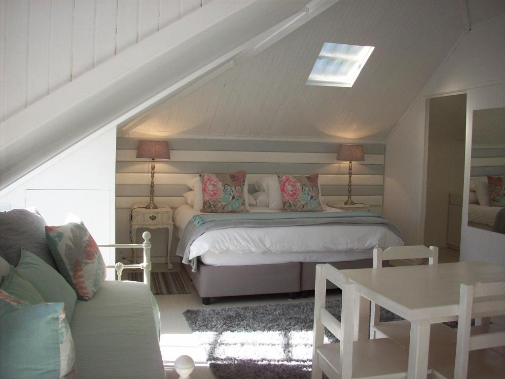 Guest room at Guest House Ascot Place in Mill Park, Gqeberha
